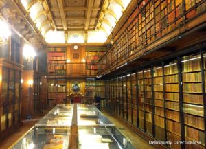 Cabinet des Livres in Chateau de Chantilly 1