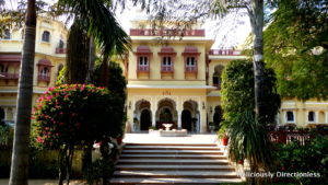 Entrance to Alsisar haveli