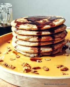 Healthy Pancakes with Oats and Banana-001