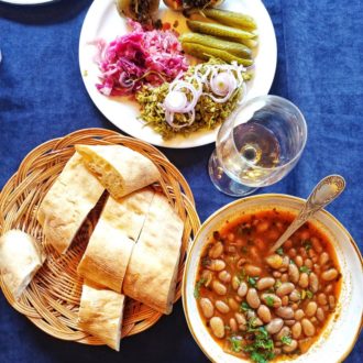 Lobio with bread & pickled vegetables