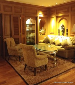 Lounge Bar at Hilton Mumbai International Airport