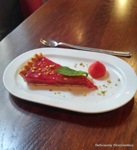 Praline tart at Le Bouchon des Filles Lyon France